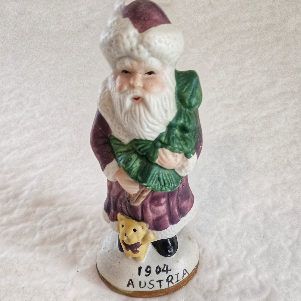 Vintage Santa Claus Figurine with Green Tree
